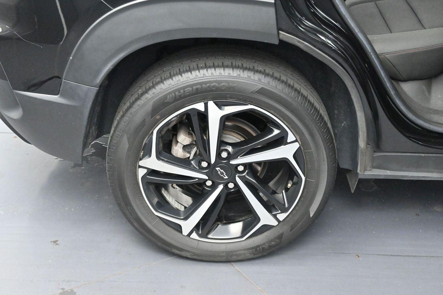 Used 2022 Mosaic Black Metallic Chevrolet RS image 35