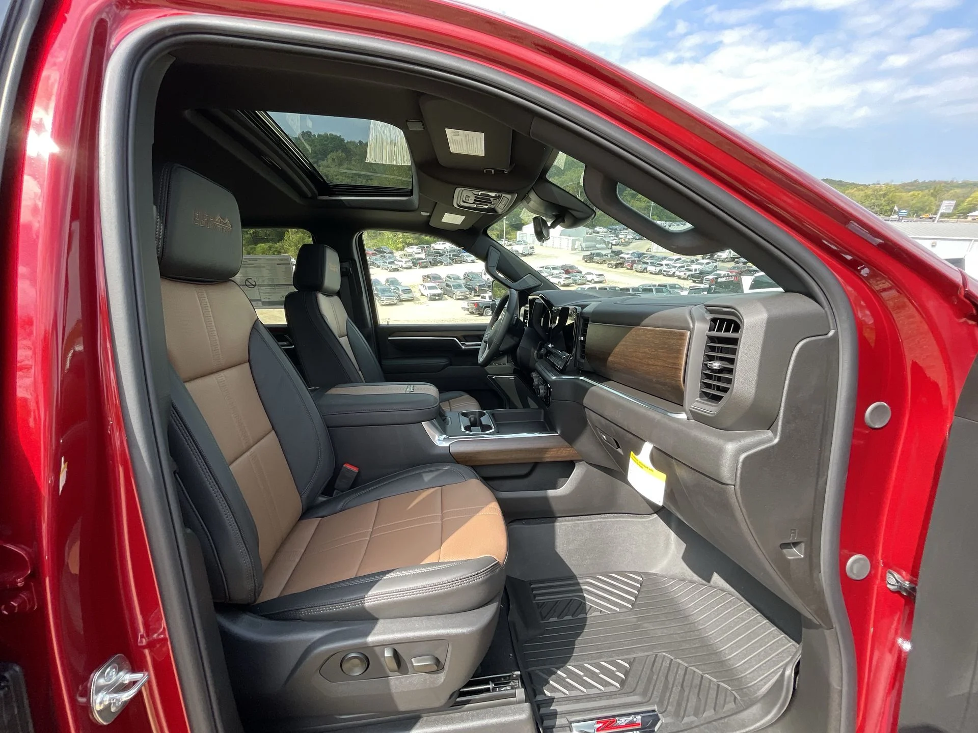 New 2025 Radiant Red Tintcoat Chevrolet High Country image 30