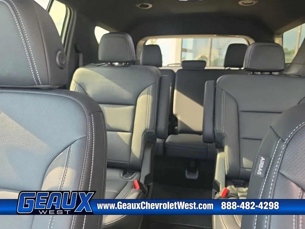 Used 2026 White Chevrolet LT image 27
