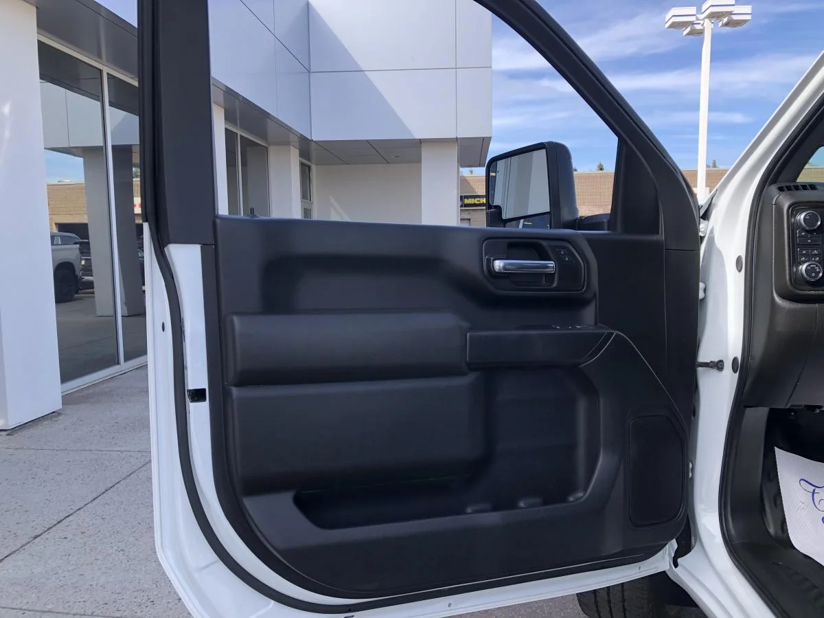 Used 2024 White GMC 4WD Reg Cab 142" Pro image 11