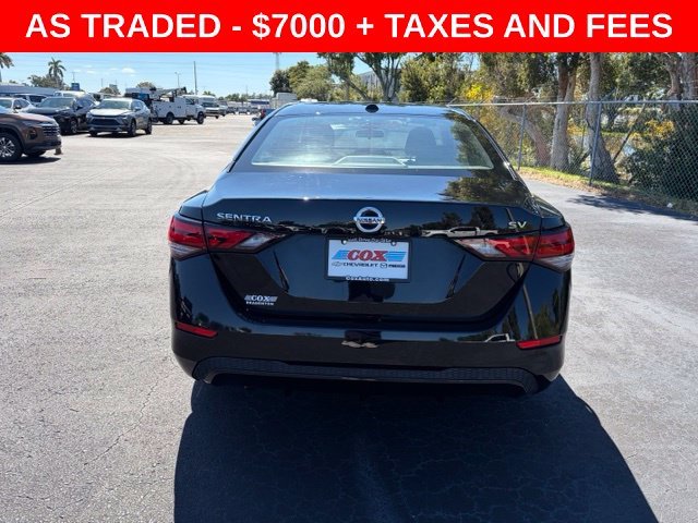Used 2022 Black Nissan SV image 5
