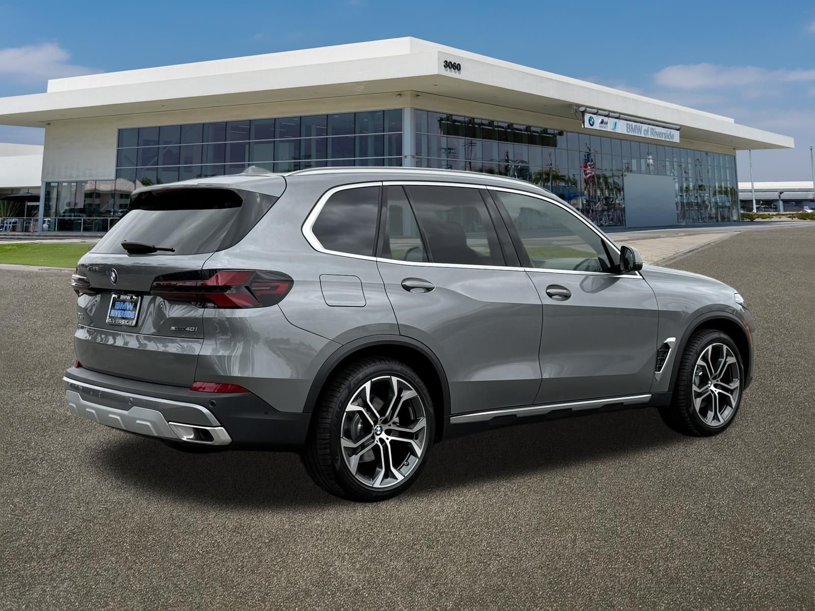 New 2026 Skyscraper Grey Metallic BMW sDrive40i image 10