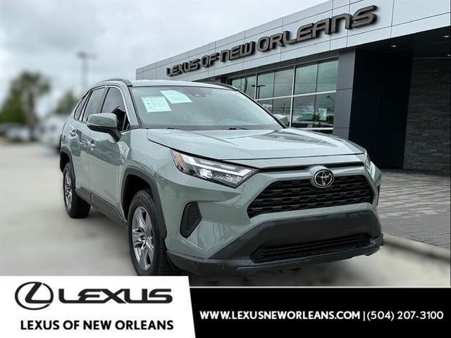 2022 Toyota RAV4 XLE FWD's photo