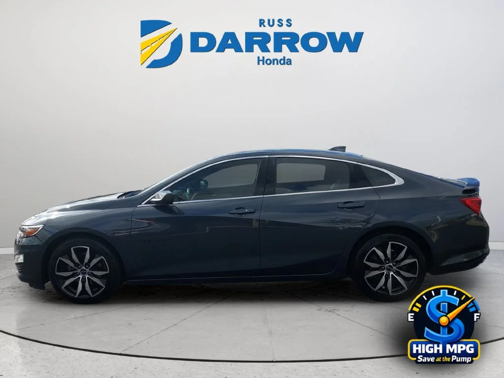 Used 2021 Gray Chevrolet RS image 2