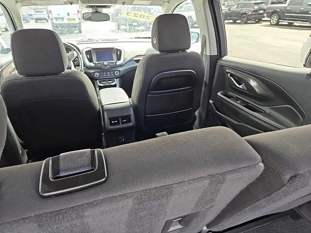 2023 GMC Terrain SLE - Photo 12