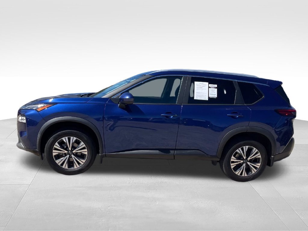 Used 2023 Blue Nissan SV image 2
