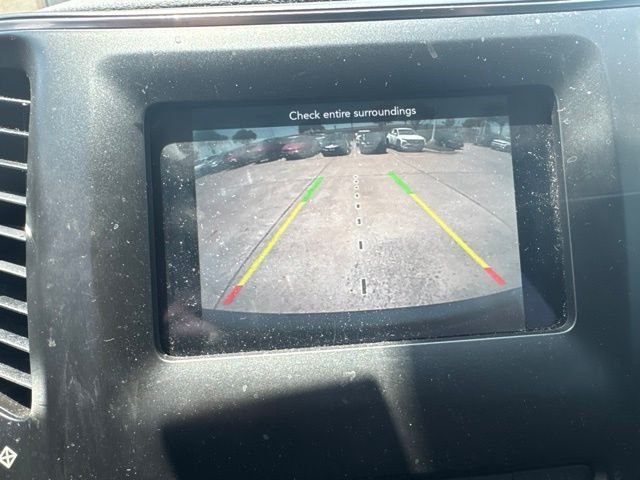 Used 2021 Gray Jeep Latitude Lux image 6