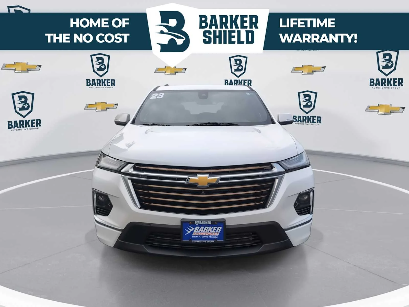 Used 2023 Iridescent Pearl Tricoat Chevrolet High Country image 3