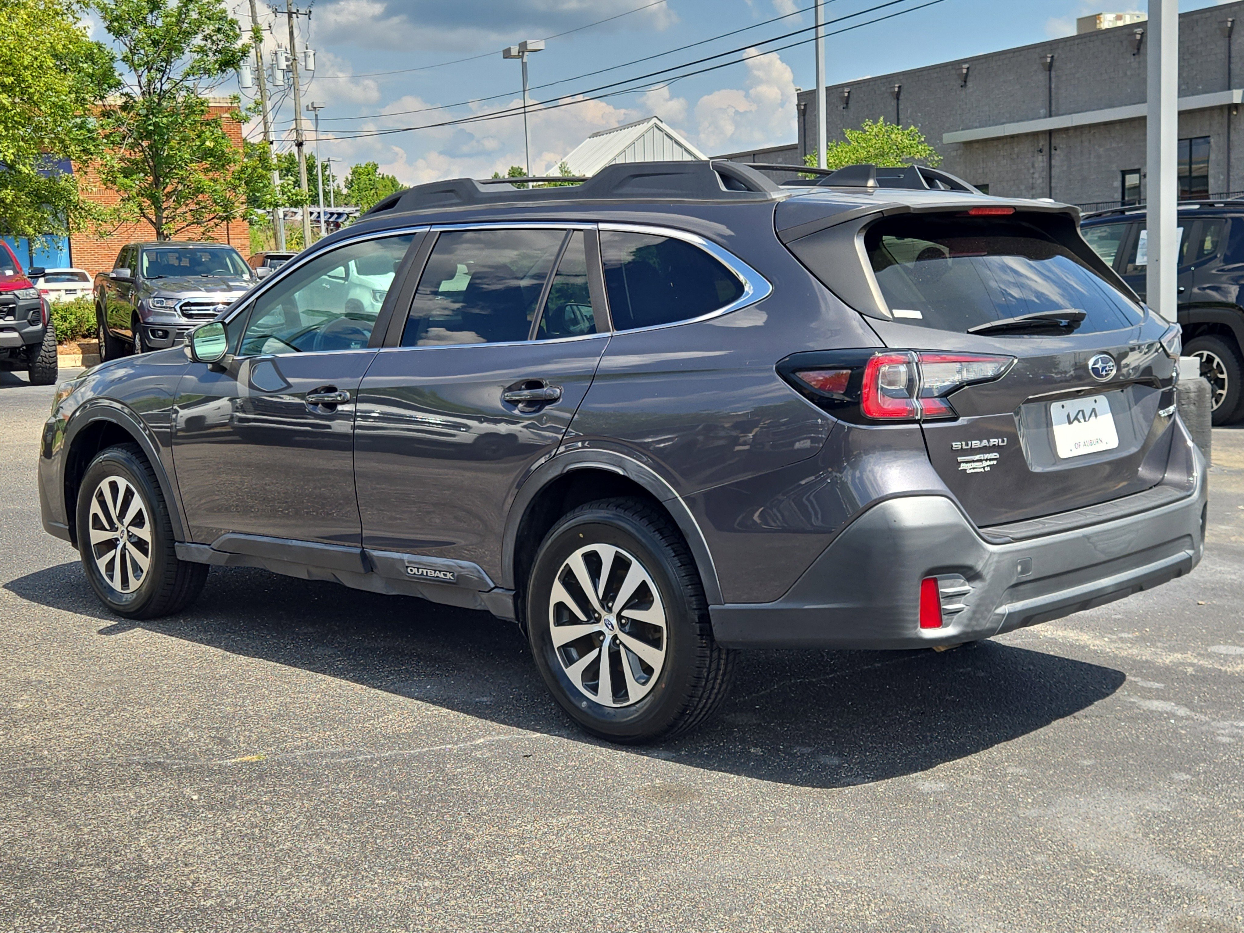 2020 Subaru Outback Premium - Photo 8