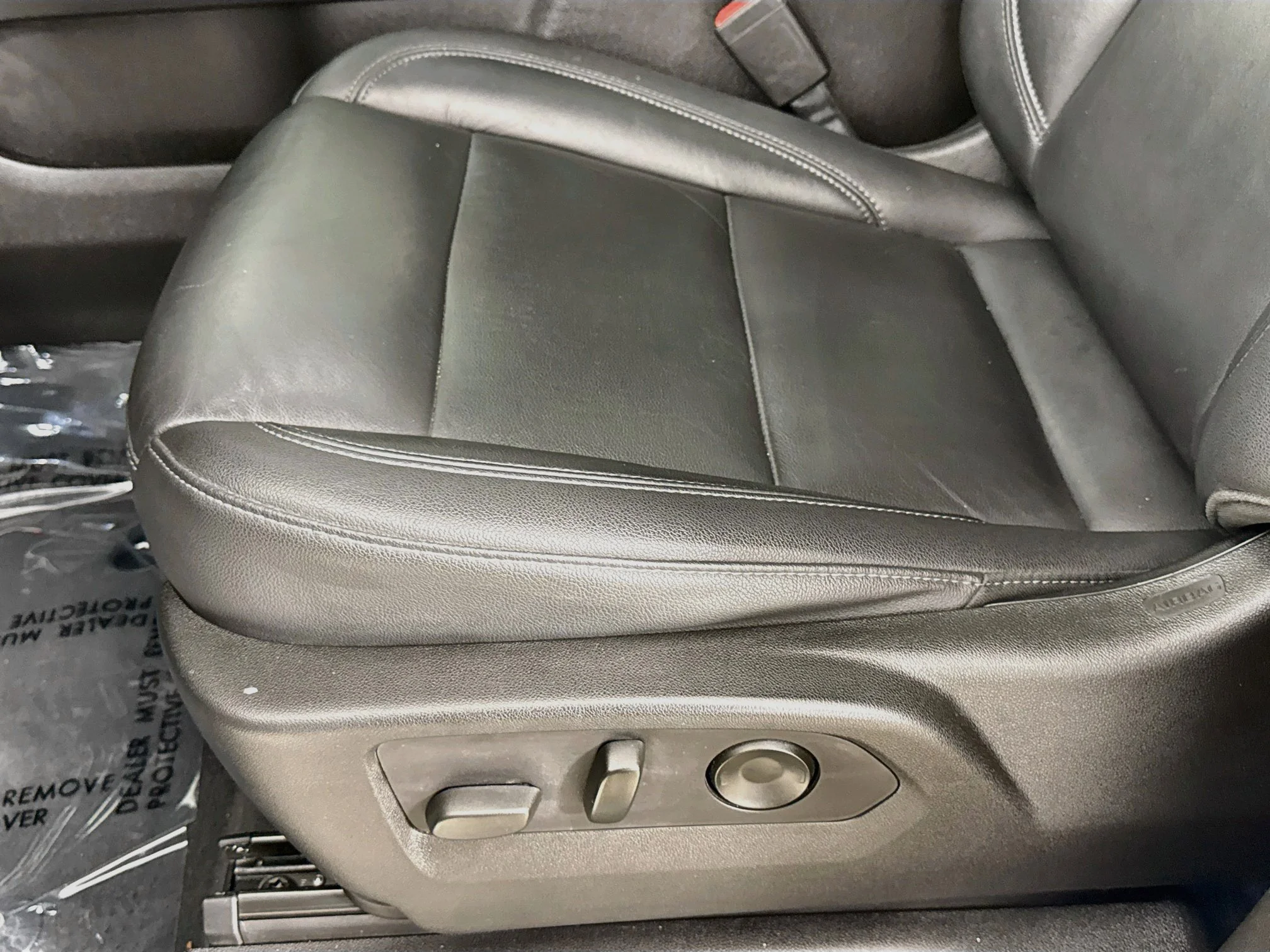 Used 2021 SUMMIT WHITE Chevrolet Z71 image 21