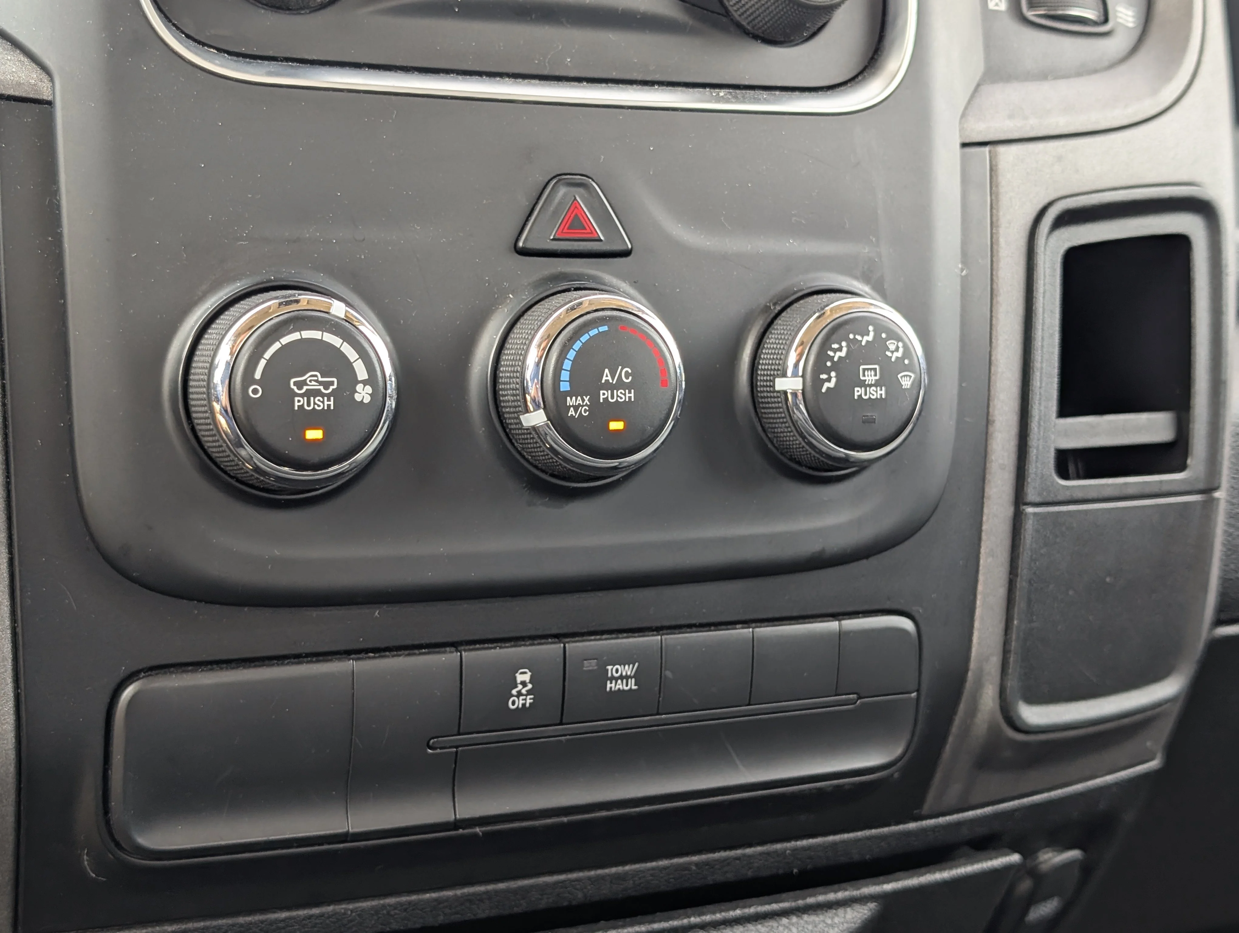 Used 2019 Bright White Ram ST image 31