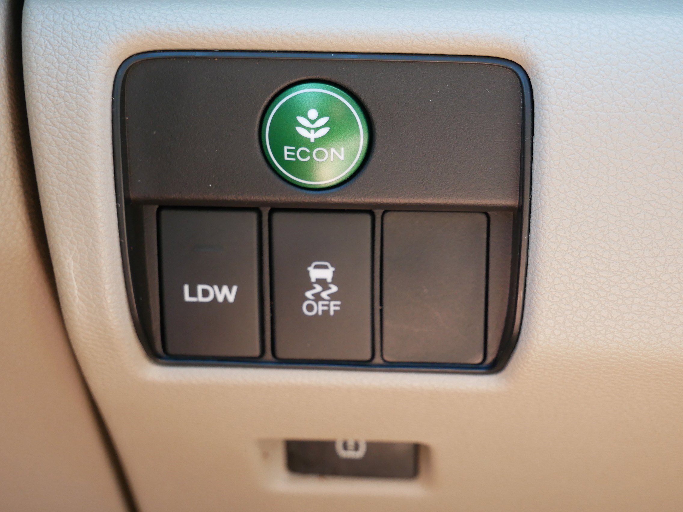 2015 Honda Accord EX-L - Photo 28