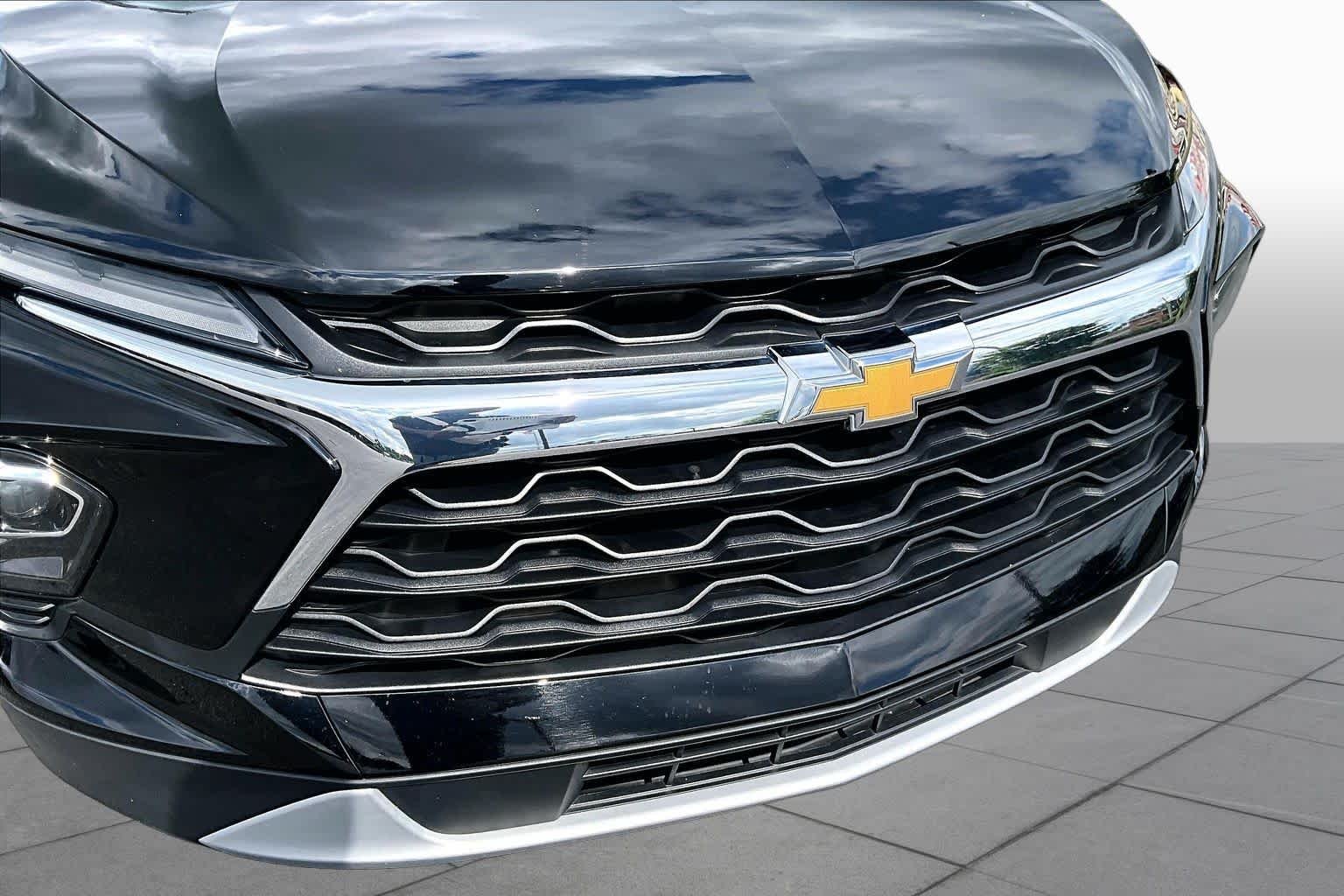 Used 2023 Black Chevrolet LT image 30