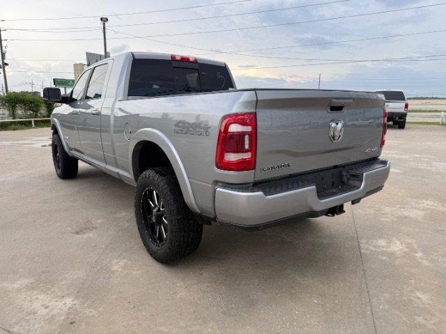 Used 2022 Billet Silver Metallic Clearcoat Ram Laramie image 3
