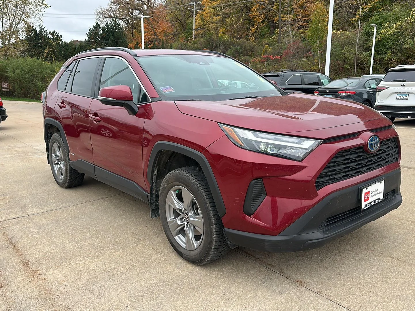 Used 2023 Ruby Flare Pearl Toyota XLE image 3