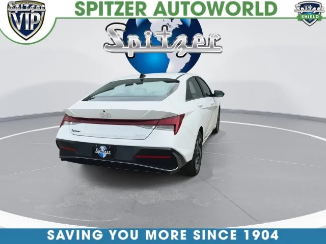 Used 2025 White Hyundai Limited image 14