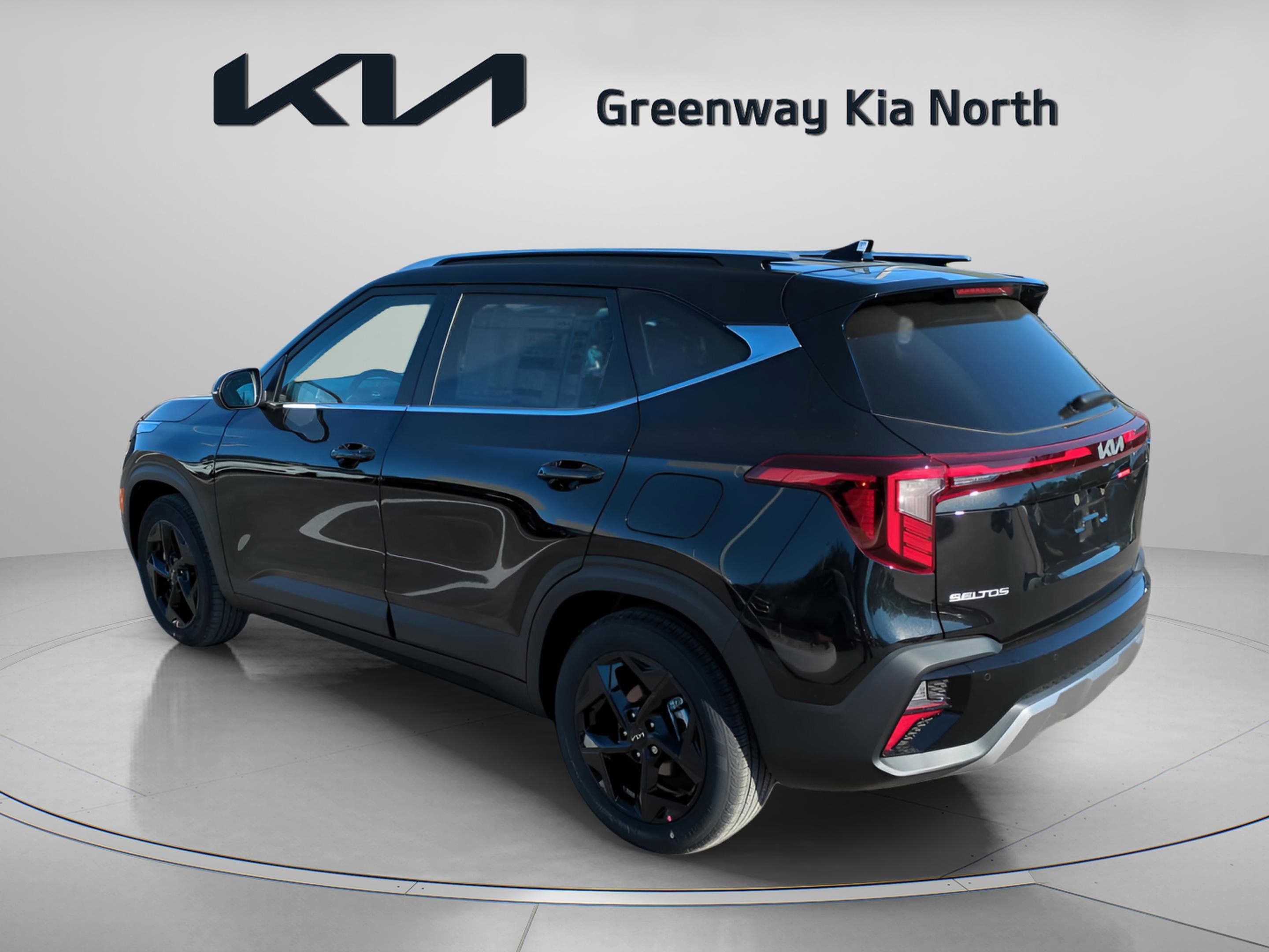 New 2026 Fusion Black Kia EX image 6