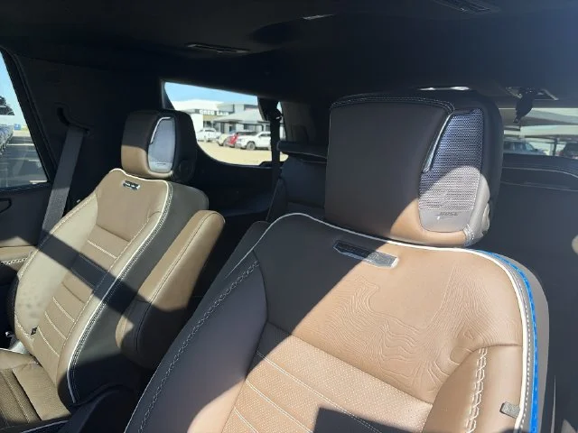 New 2027 White GMC Denali Ultimate image 15