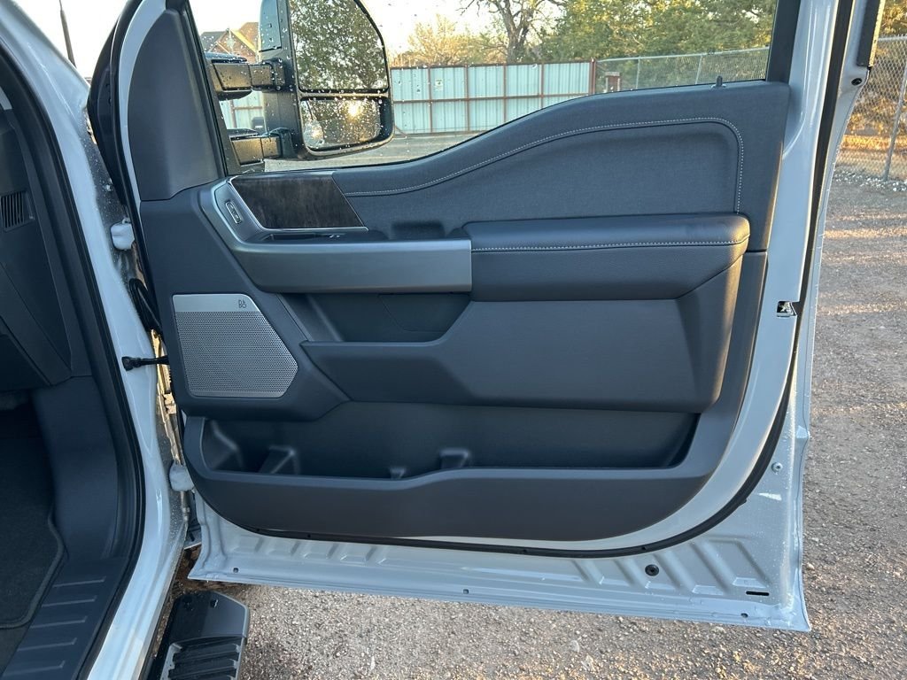 New 2026 Avalanche Ford Lariat image 51