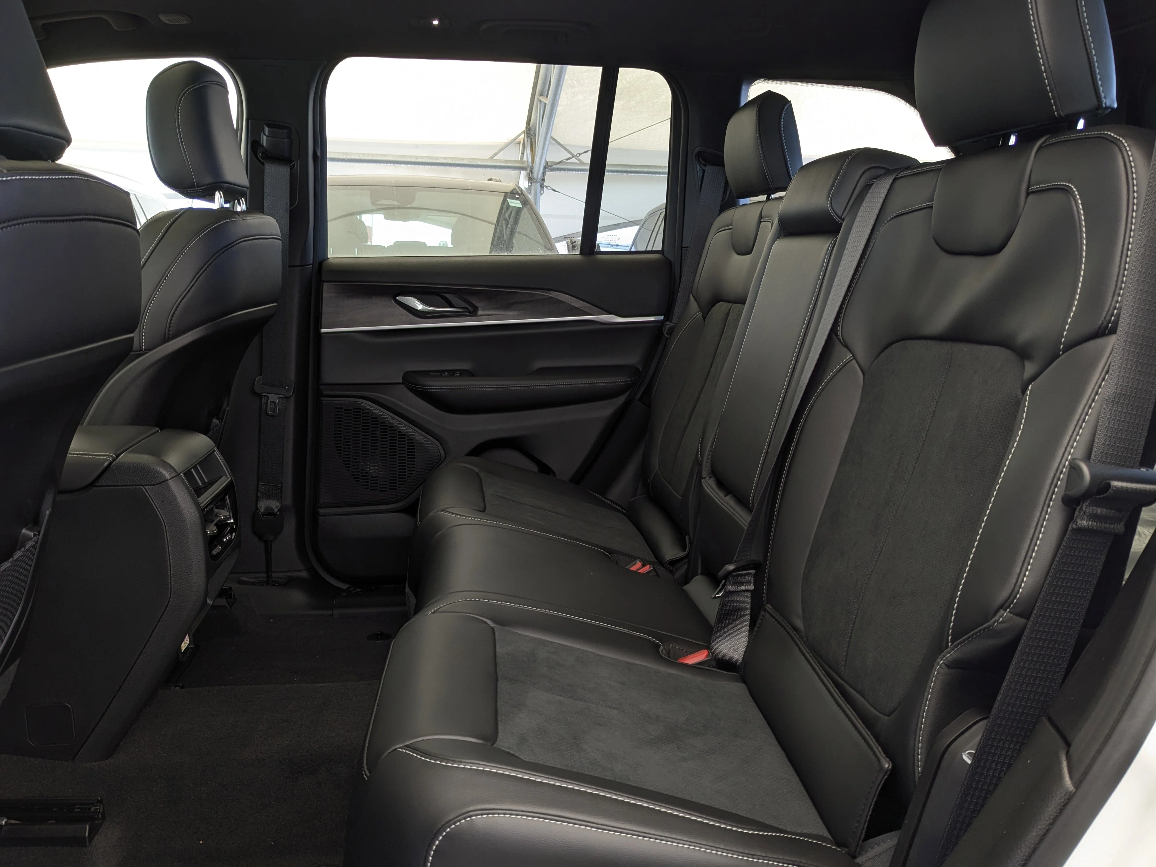 New 2026 White Jeep Altitude - - Altitude Appearance Pkg - Power Sunroof - 2.0L I4 Turbo & More image 28
