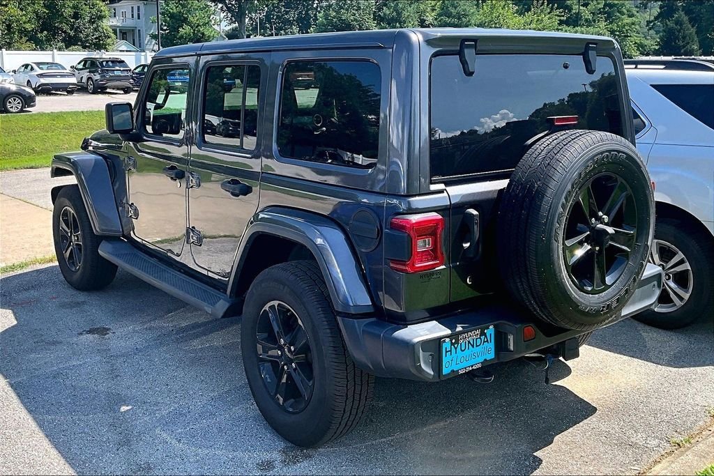 Used 2020 Gray Jeep Unlimited Sahara Altitude image 6