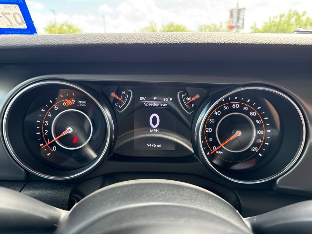 Used 2023 White Jeep Sport S image 24