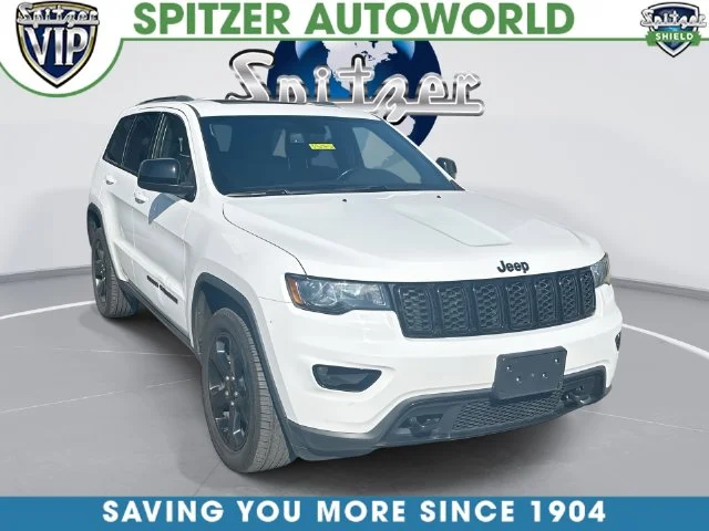 Used 2020 White Jeep Laredo image 1
