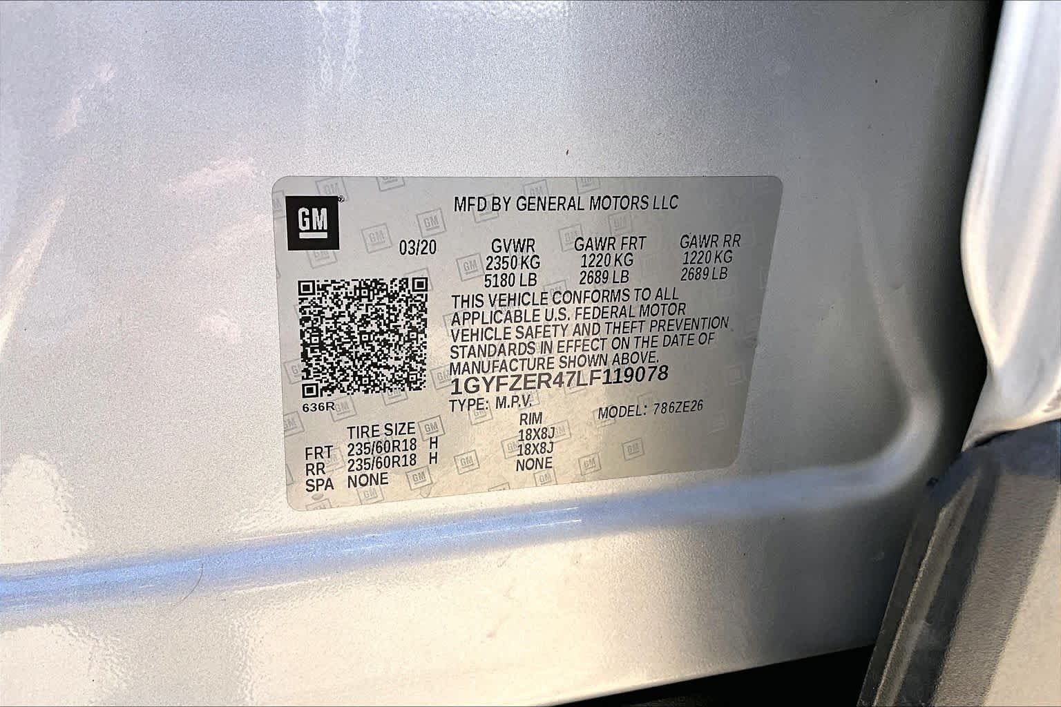 Used 2020 Radiant Silver Metallic Cadillac FWD Sport image 37