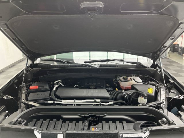 Used 2026 Onyx Black GMC Elevation image 29