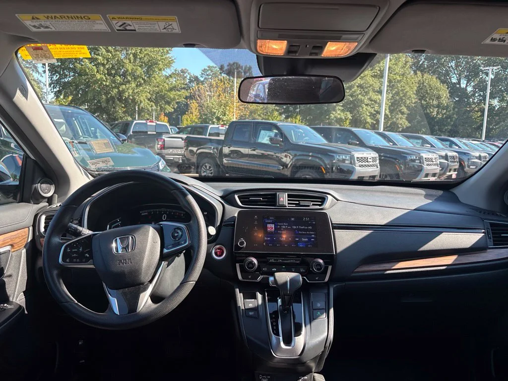 Used 2022 White Honda EX image 7