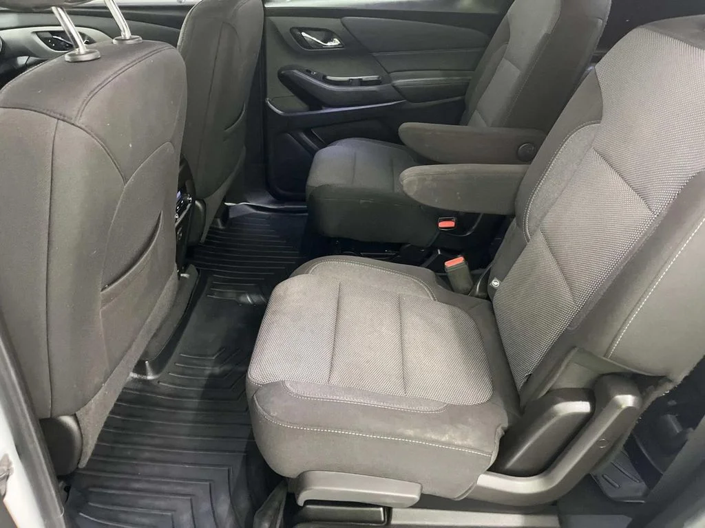 2022 Chevrolet Traverse 1LT - Photo 13