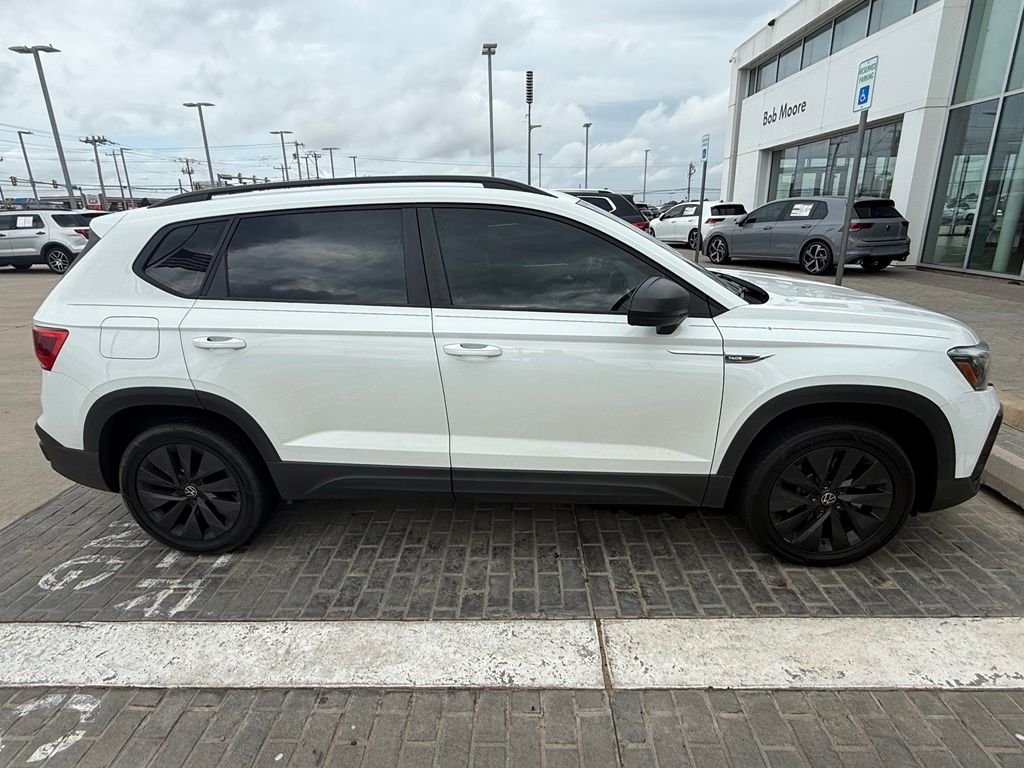 Used 2022 Pure White Volkswagen 1.5T S image 5