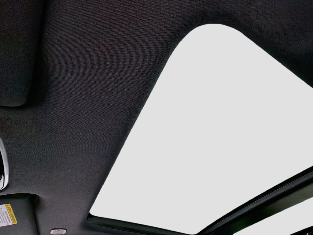 New 2027 Fuji White Land Rover Dynamic SE image 23