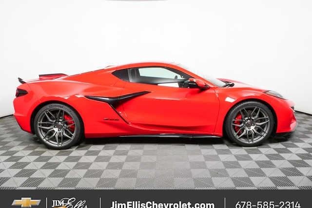 New 2026 Torch Red Chevrolet 1LZ image 2