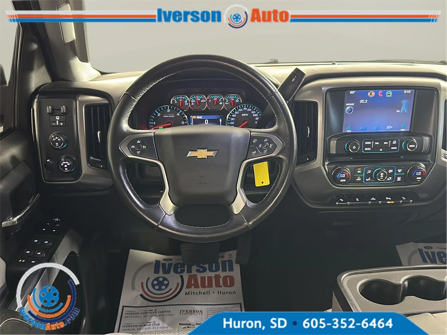 Used 2015 Summit White Chevrolet LT image 25