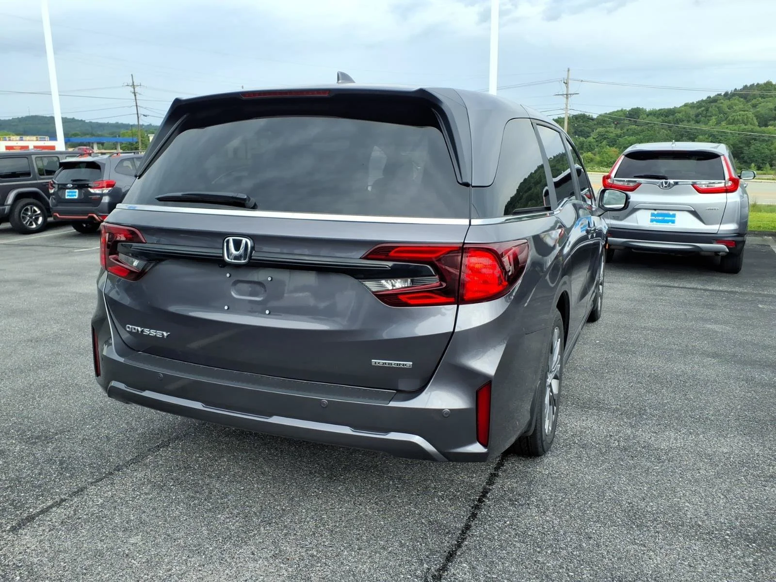 2026 Honda Odyssey Touring - Photo 4