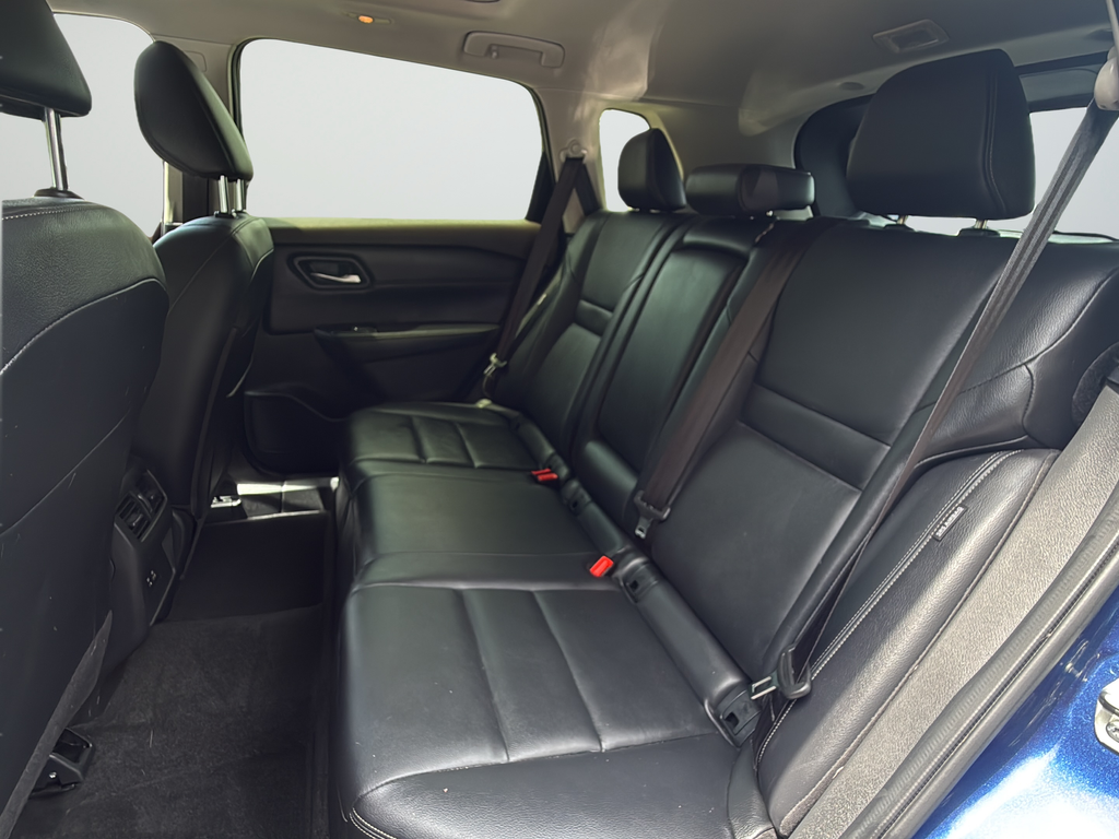 Used 2023 Blue Nissan SL image 31