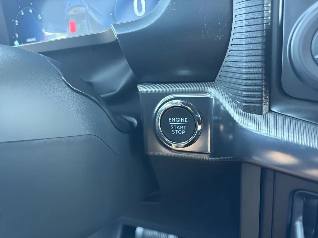 Used 2024 Black Ford LARIAT image 20