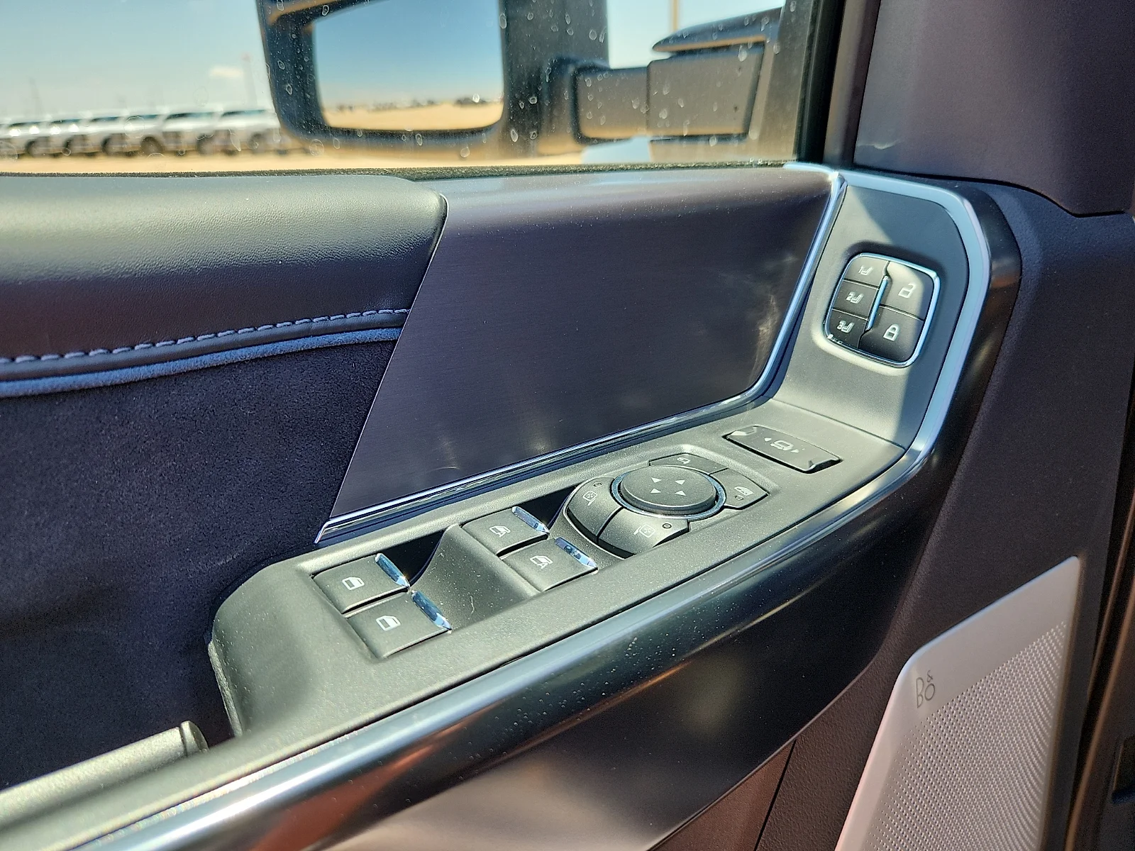 New 2026 Carbonized Gray Metallic Ford F-250® Platinum® image 15