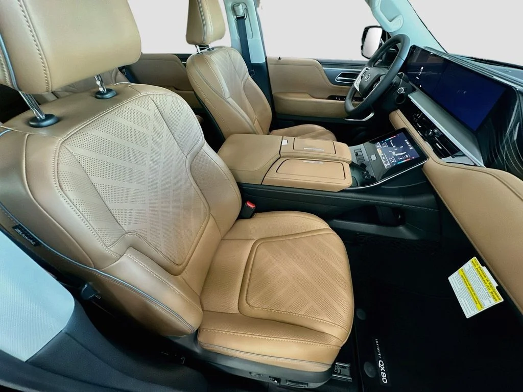 New 2027 BLACK OBSIDIAN INFINITI LUXE image 30
