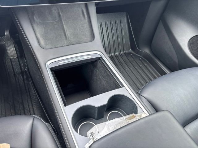 Used 2023 White Tesla Long Range image 28