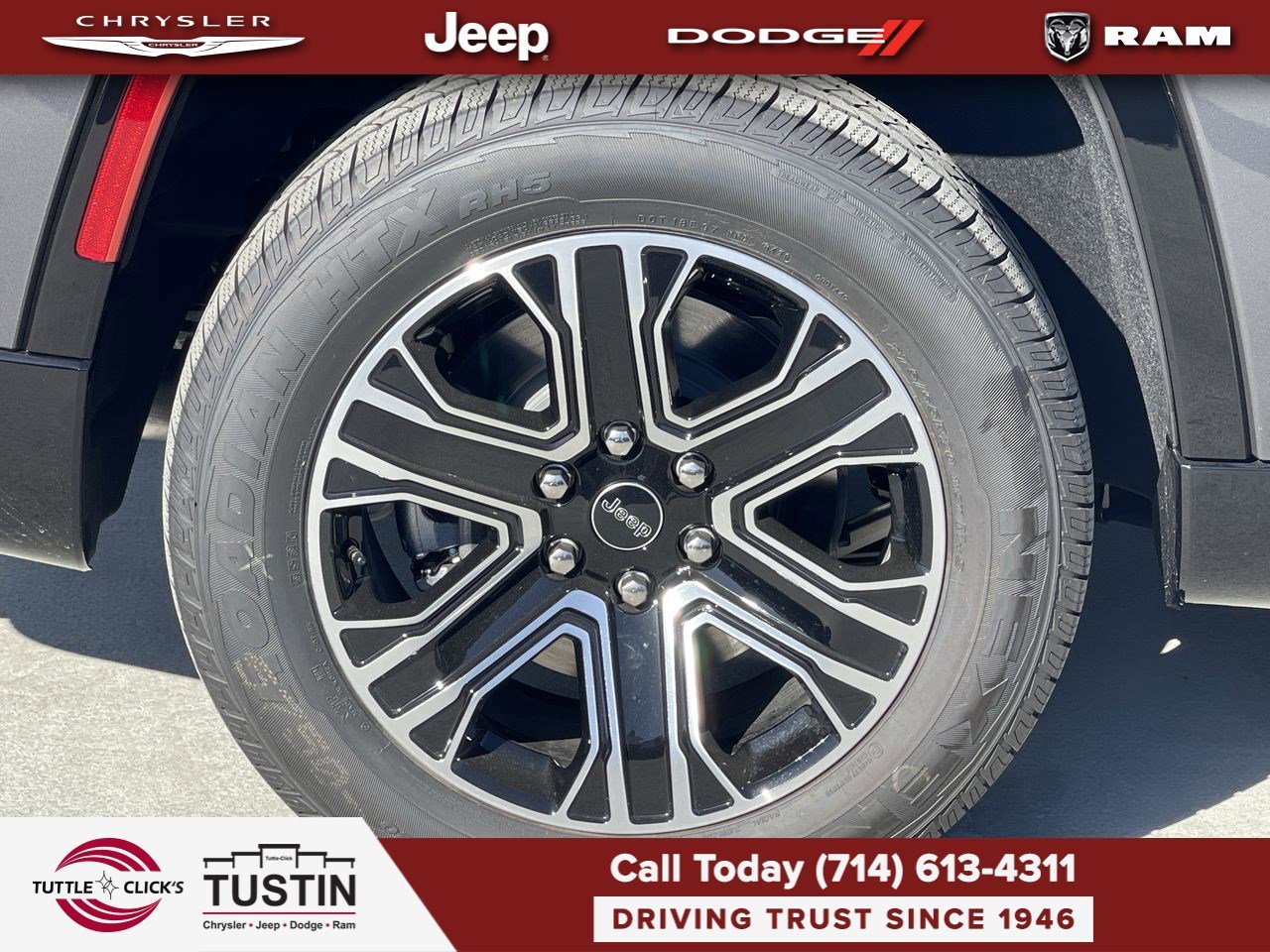New 2026 Baltic-Gray Metallic Clear-Coat Exterior Paint Jeep  image 11