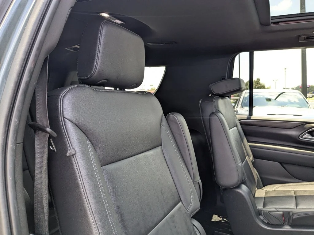 Used 2021 Shadow Gray Metallic Chevrolet Z71 image 32