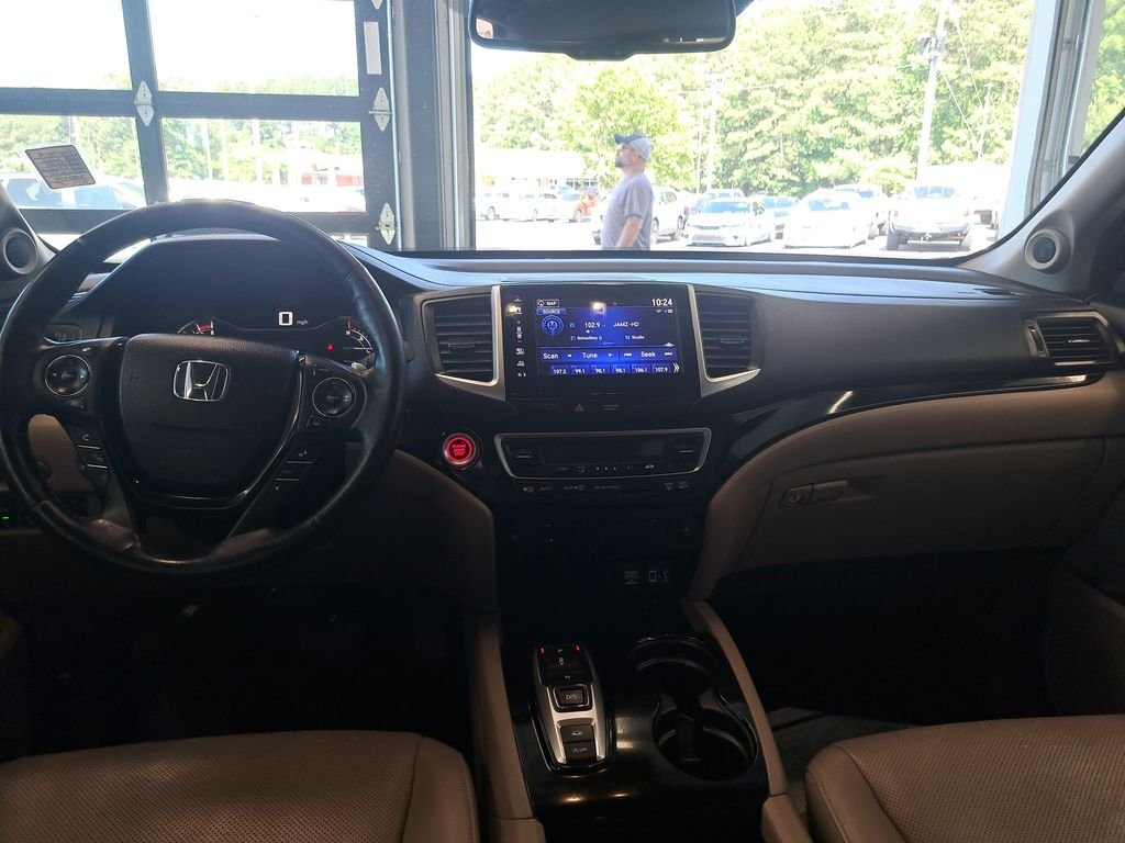 Used 2020 White Honda RTL-E image 10