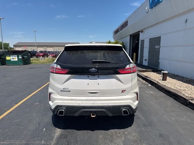 Used 2019 White Platinum Clearcoat Metallic Ford ST image 6