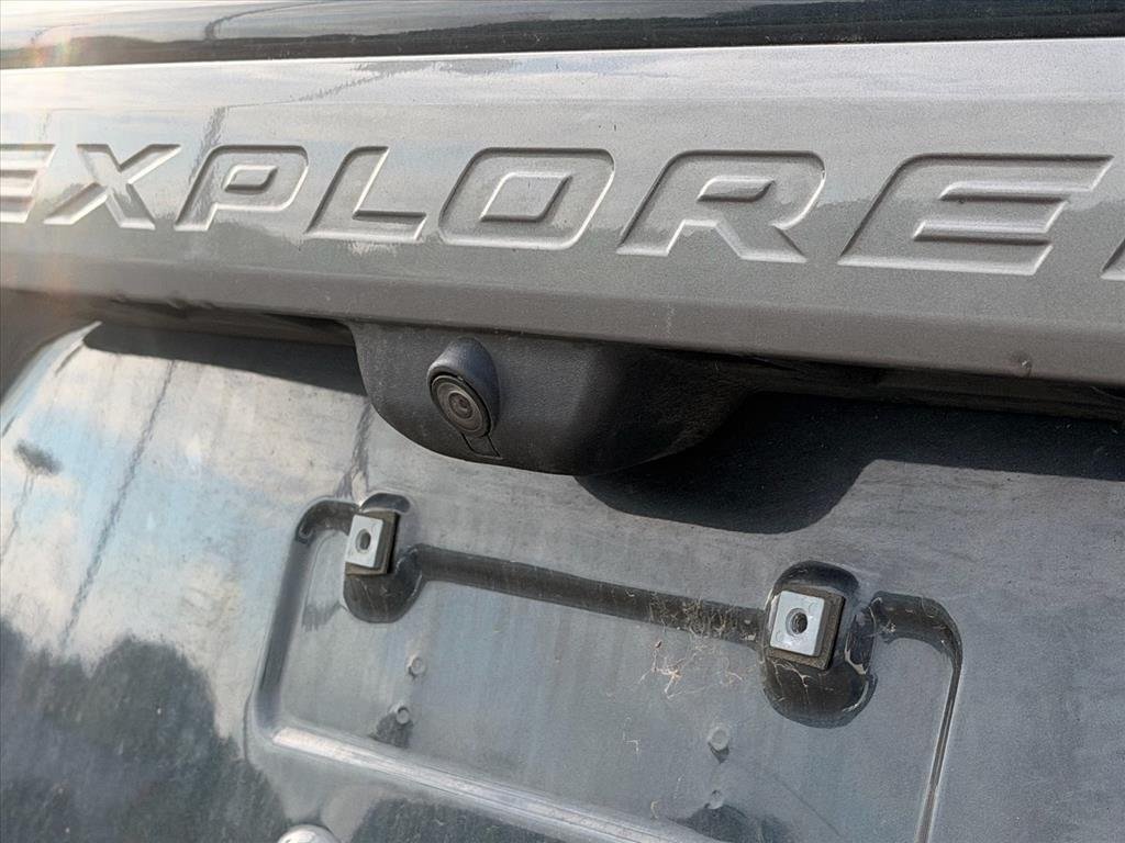Used 2024 Stone Blue FORD XLT image 8