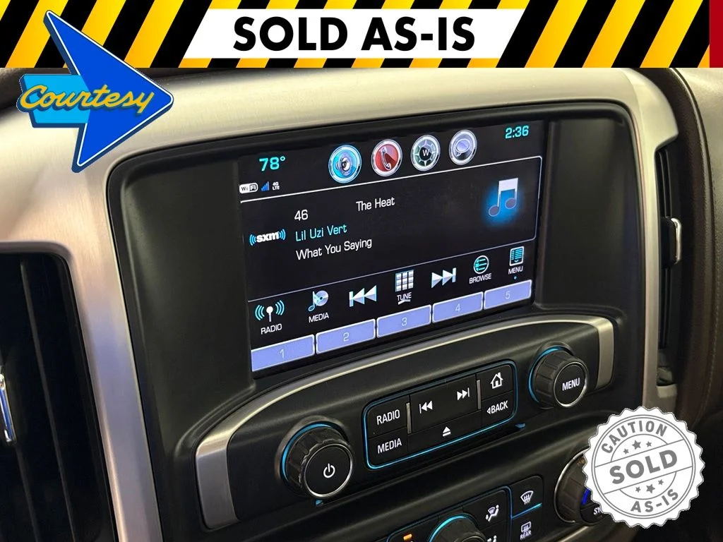 Used 2017 White GMC SLT image 25