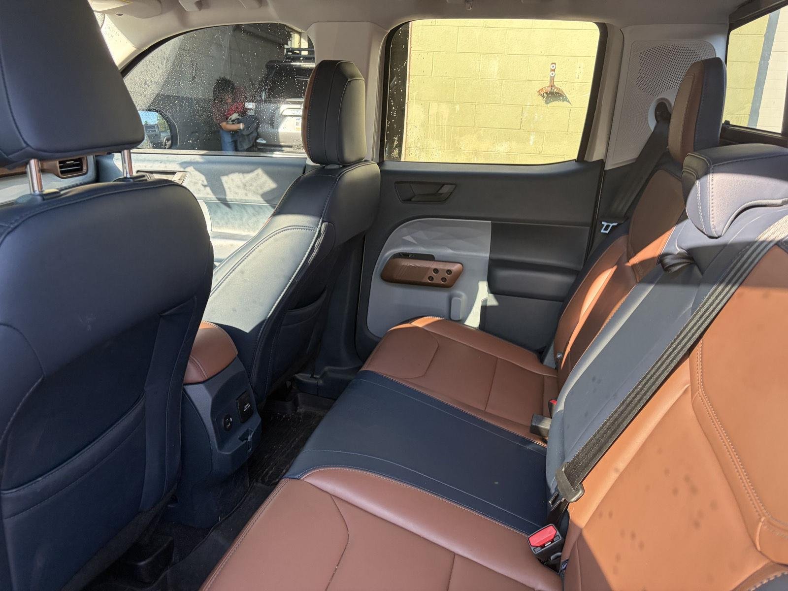 Used 2024 Terrain Ford LARIAT image 12