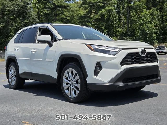 Used 2023 Beige Toyota XLE Premium image 7