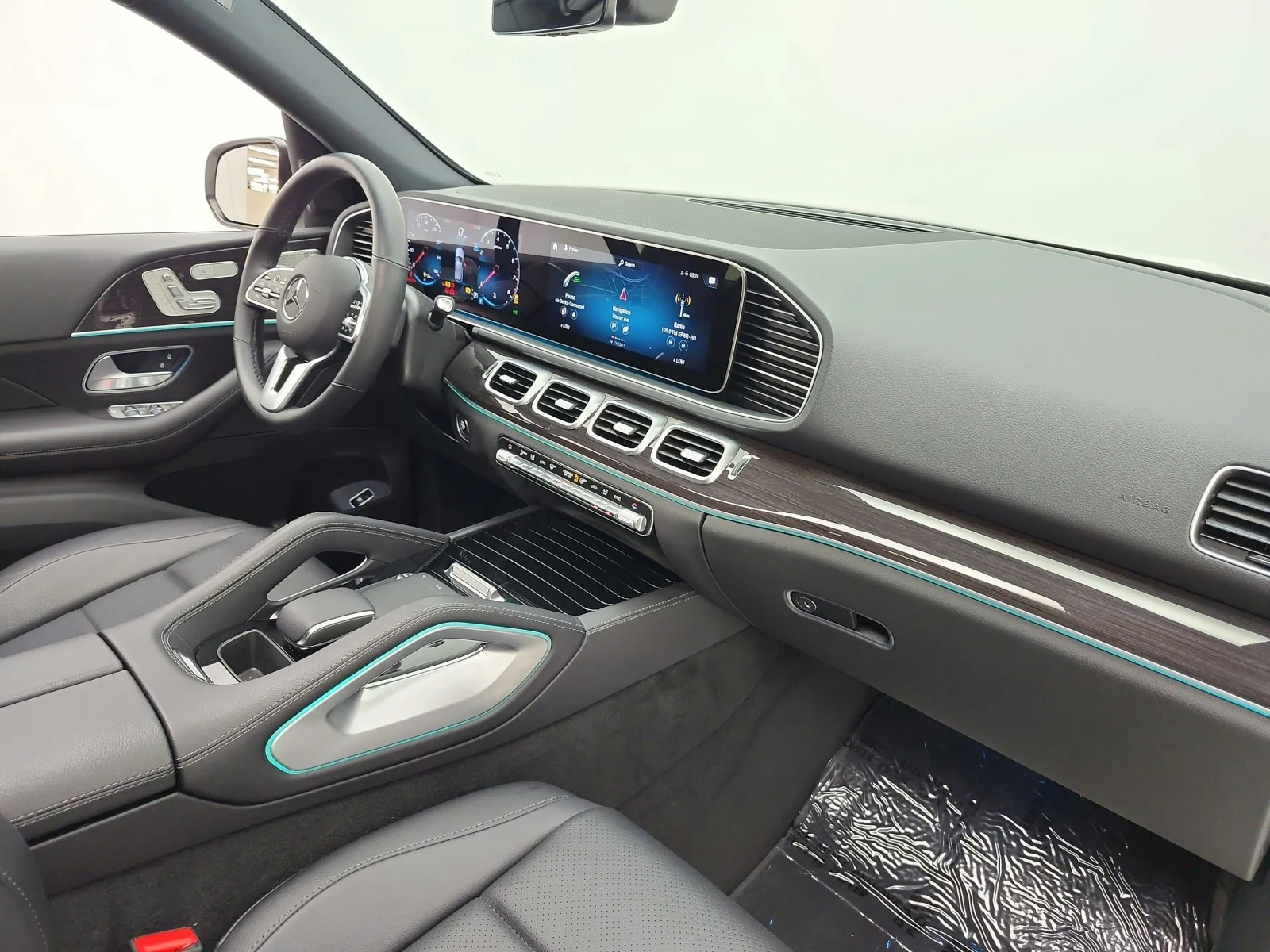 Used 2022 MANUFAKTUR Diamond White Bright Mercedes-Benz GLE 350 SUV image 22